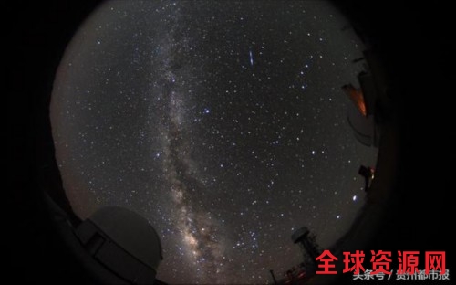 天上地下都壮观！2万余人同看流星雨