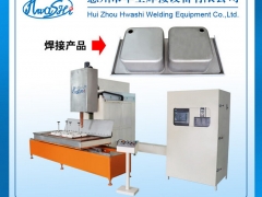 【中国专利产品】水槽与面板自动焊接设备图1