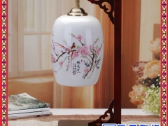 青花玲珑工艺陶瓷灯具  定做镂空精致装饰陶瓷灯具图1