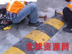 柳州市同泰公路减速带销售中心图1