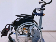 德国整机进口夹轮椅电动爬楼机楼梯轮椅车SDM7图3
