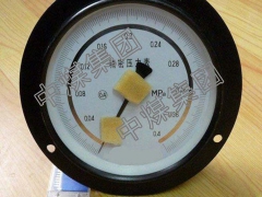 YB150A精密压力表  YB150A精密压力表促销中图1