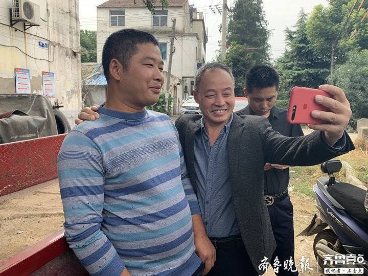 三轮车主无锡高架坍塌事故中逃生 却被质疑闯红灯