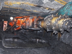隧洞长距离电压自动调压器图3